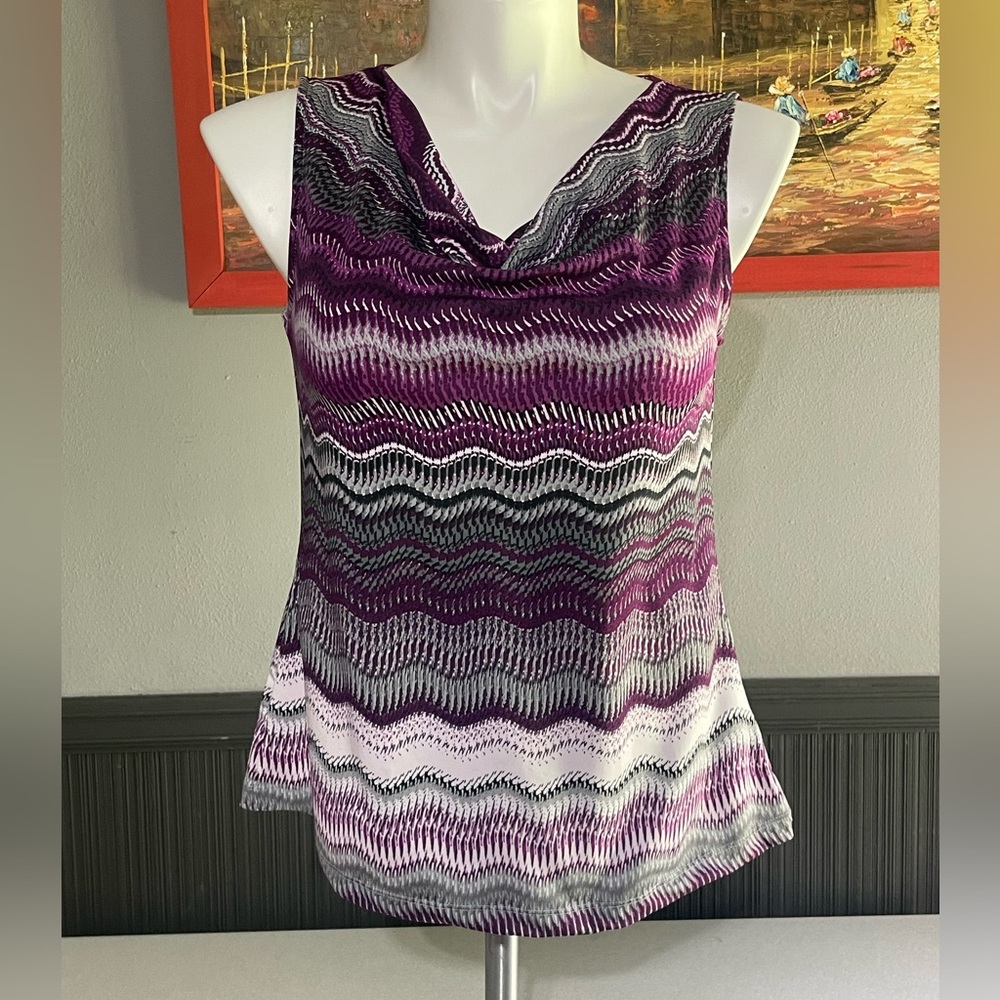 Tahari Purple Black White Wave Print Sleeveless Blouse